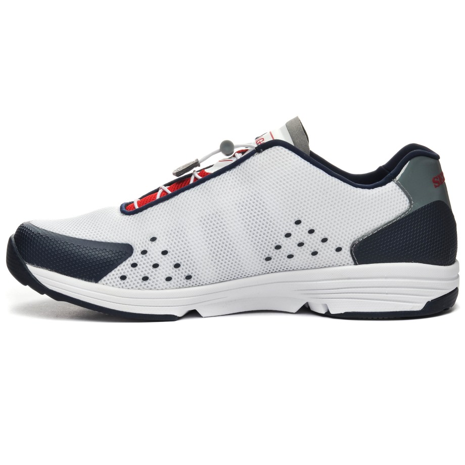 Cyphon Jia Ren-wit & Marine Sebago Be